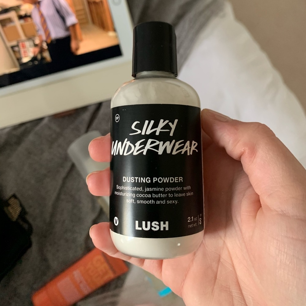 LUSH powder